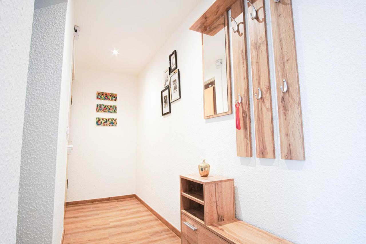 Apartment I Wi-Fi I Parkplatz I Balkon Essenfusion المظهر الخارجي الصورة